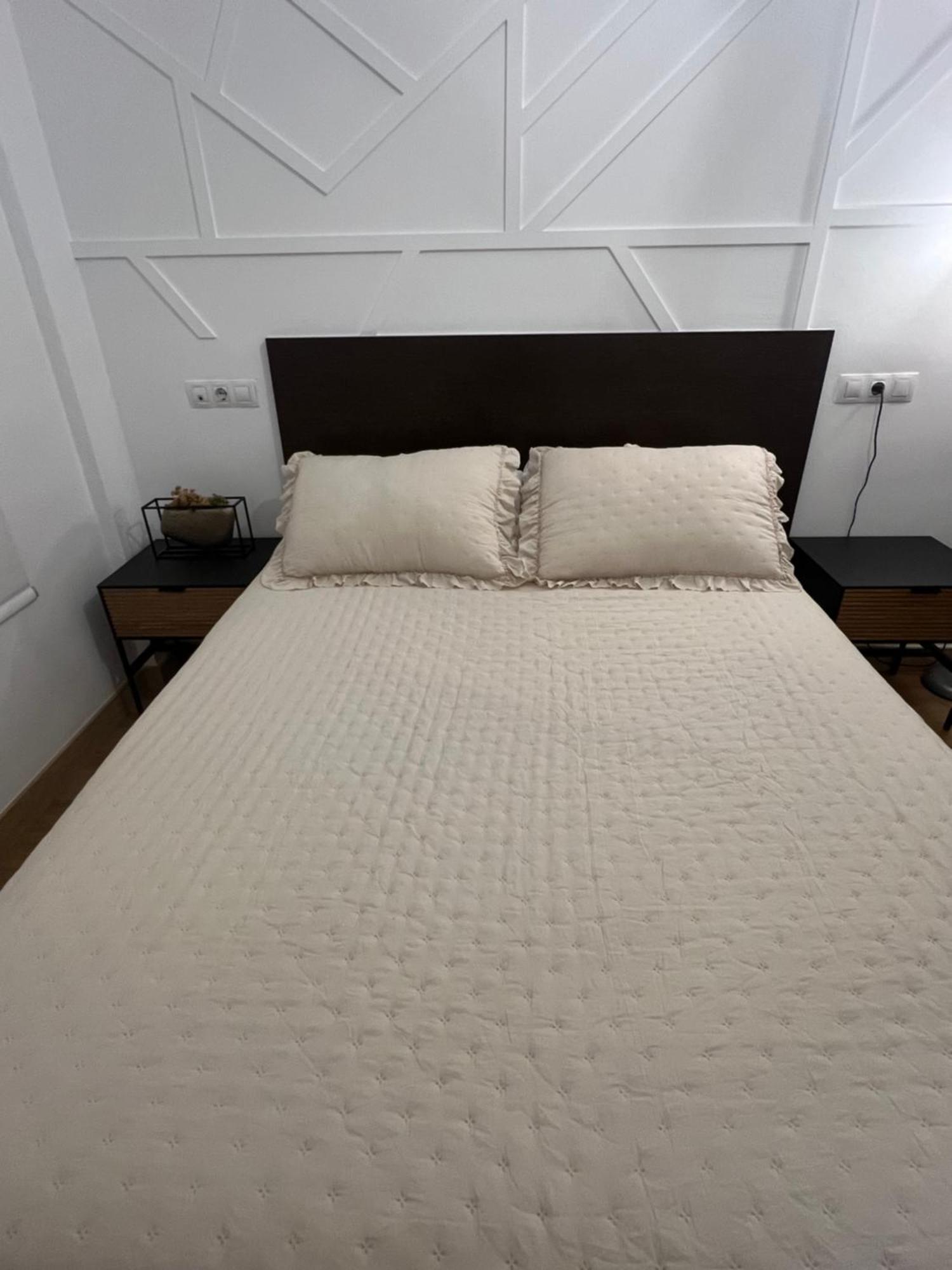 Apartment Piso Con Ac, Piscina Y Pista De Padel Y Tenis En *