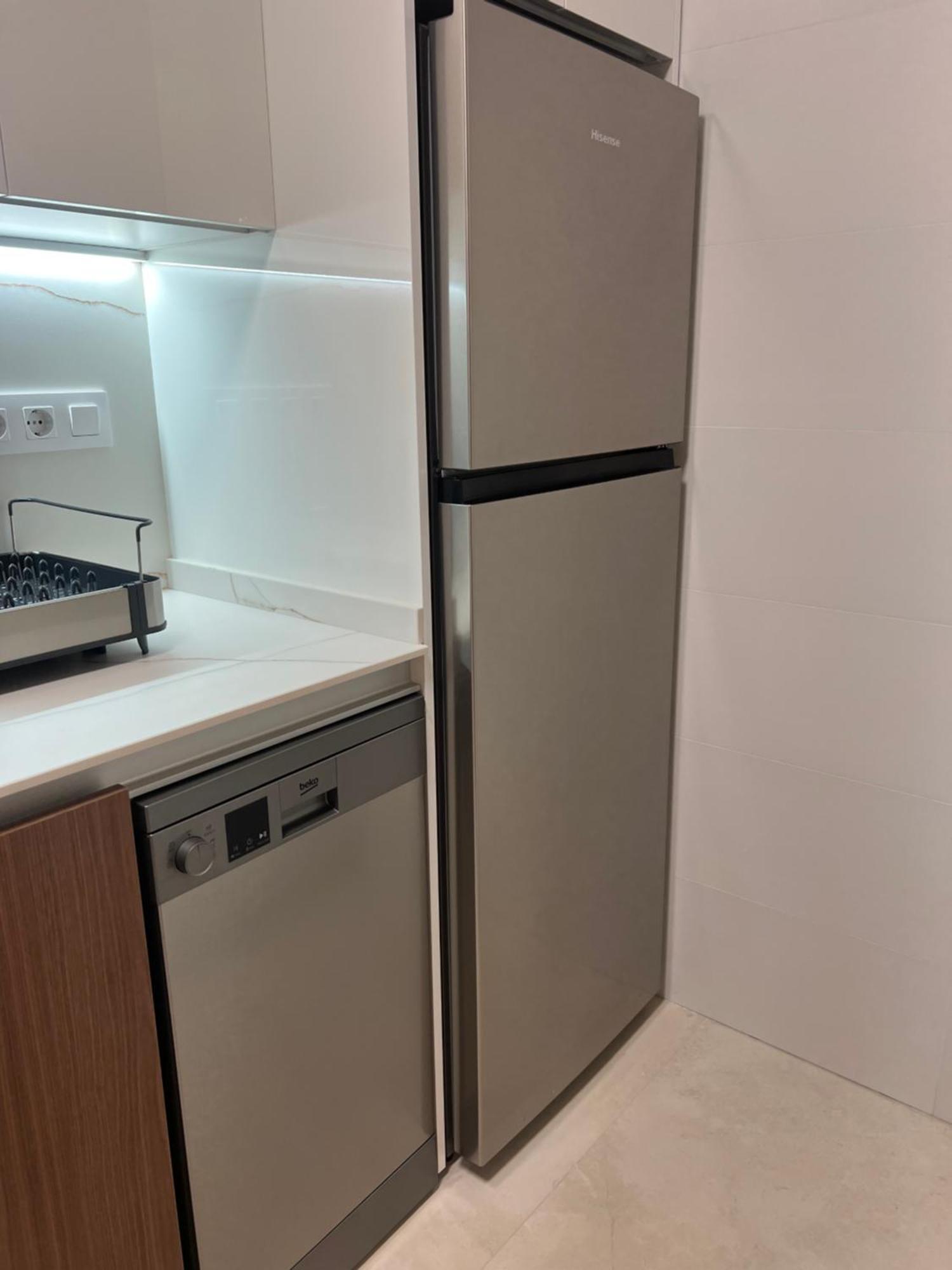 Piso Con Ac, Piscina Y Pista De Padel Y Tenis En Apartment